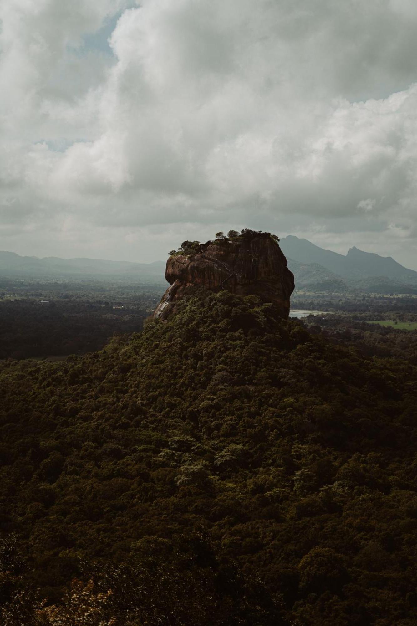 Hotel Sigiriya Kele Buitenkant foto